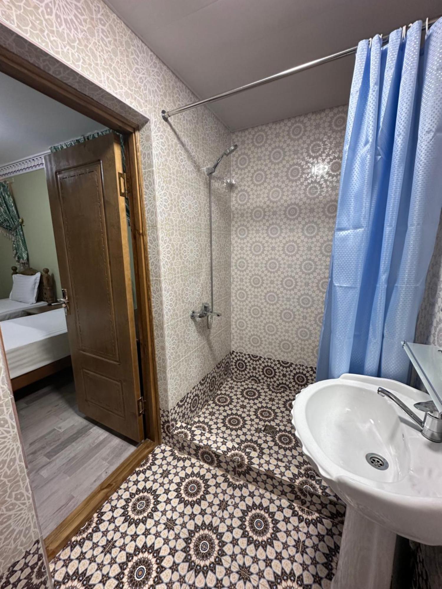 Hotel Zarhal Boukhara Extérieur photo