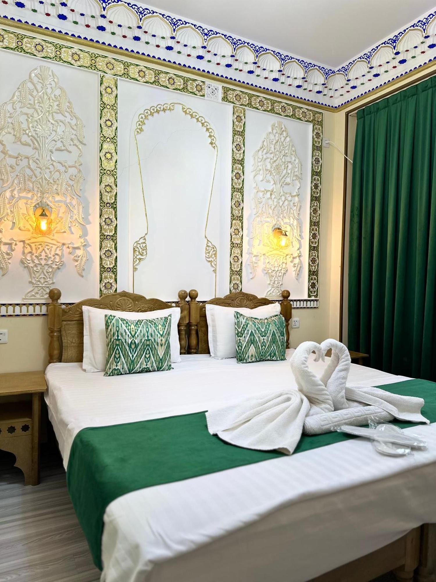 Hotel Zarhal Boukhara Extérieur photo