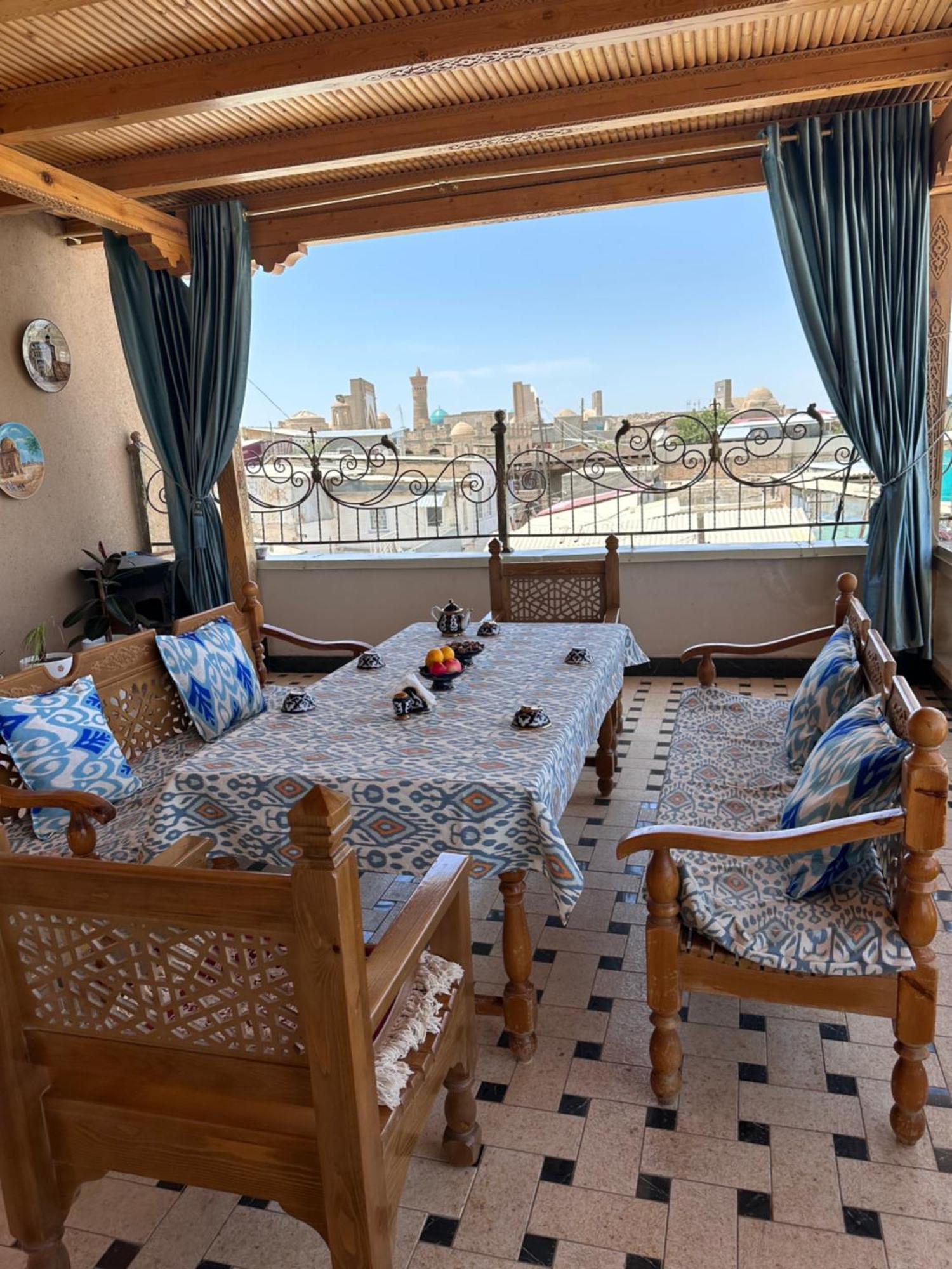 Hotel Zarhal Boukhara Extérieur photo