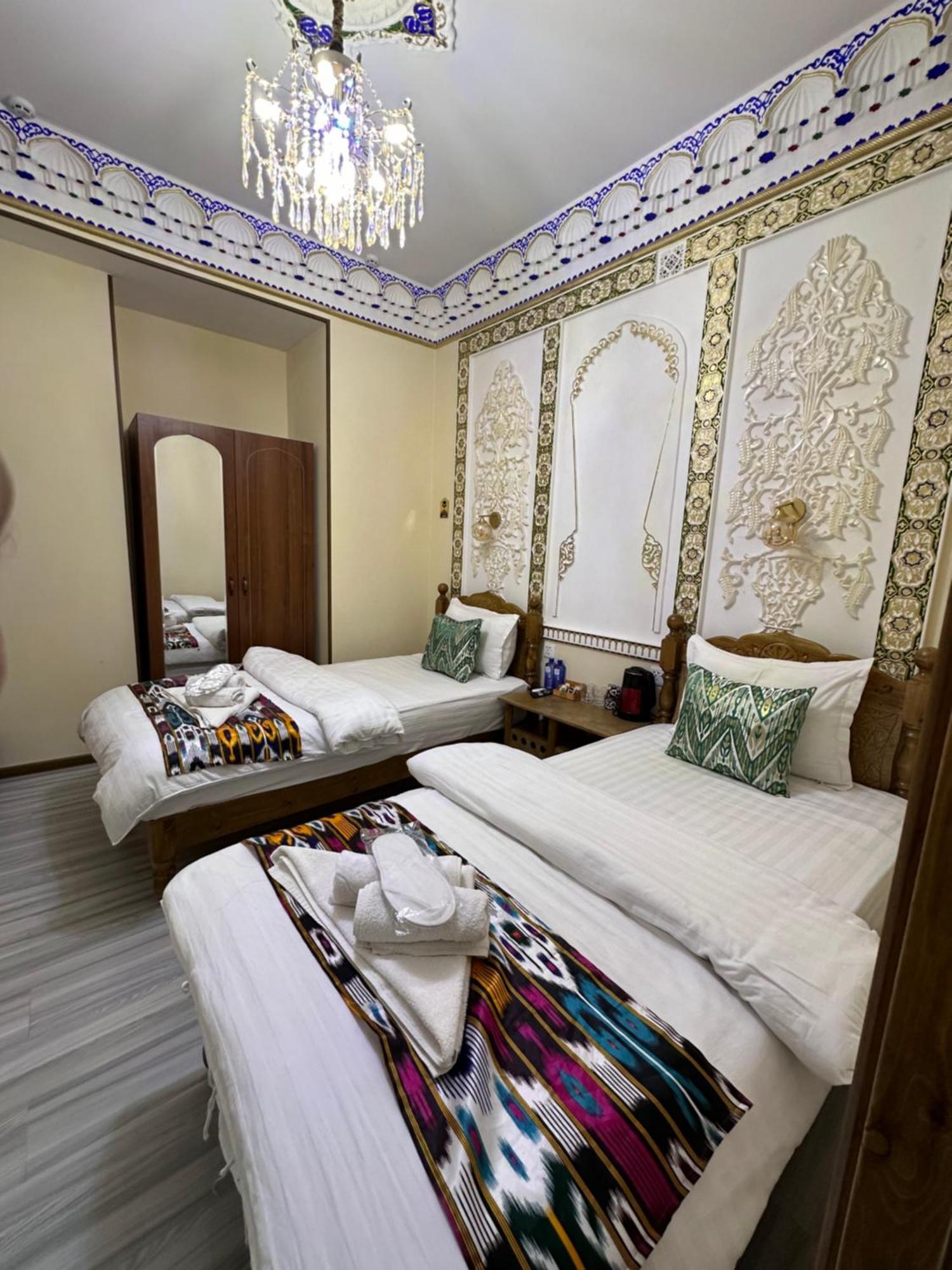 Hotel Zarhal Boukhara Extérieur photo