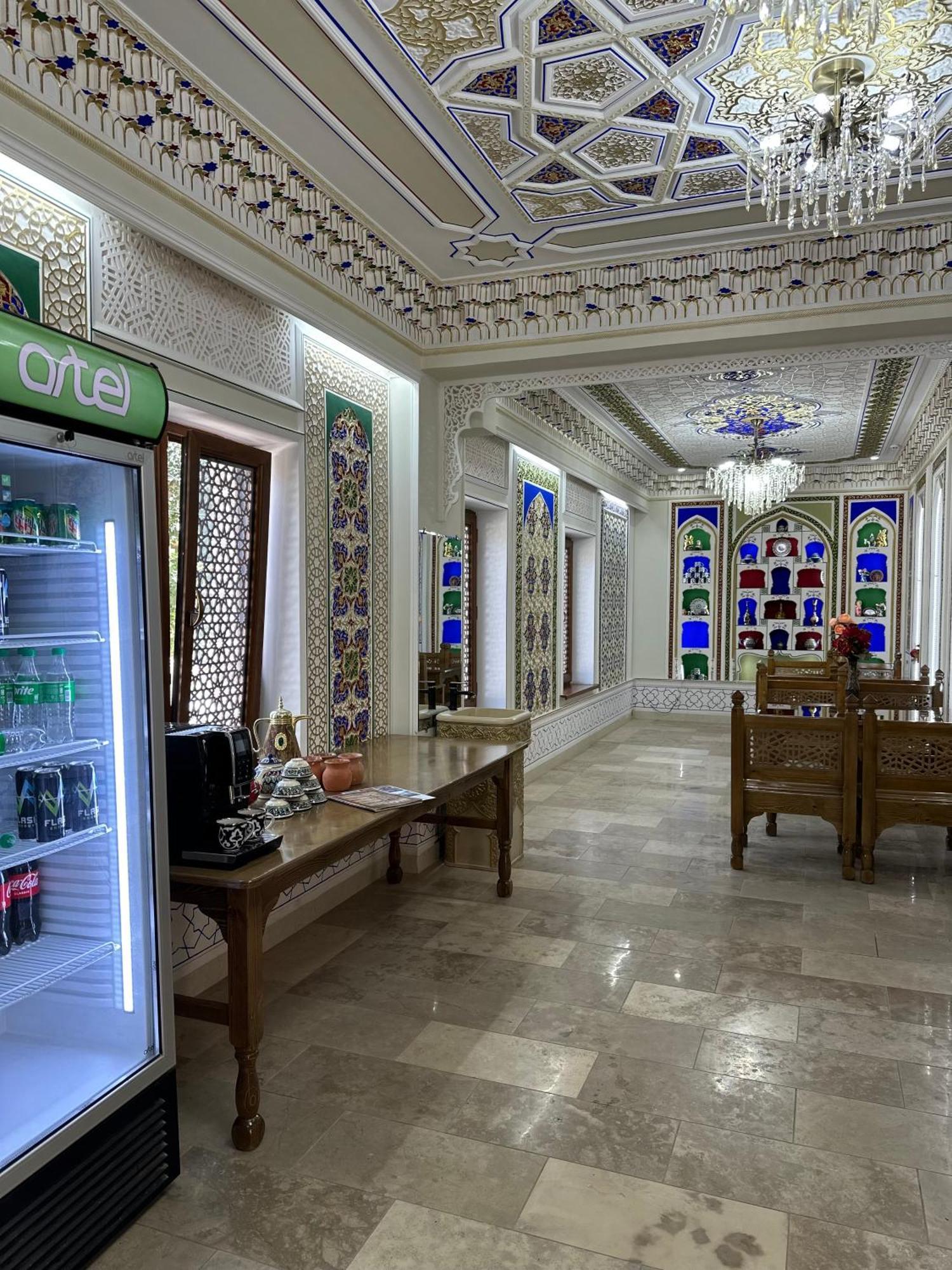Hotel Zarhal Boukhara Extérieur photo