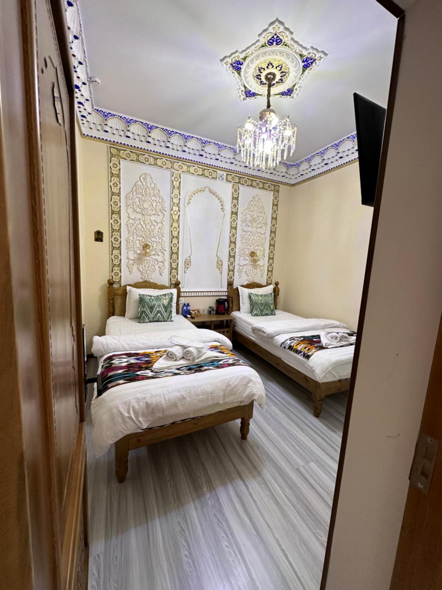 Hotel Zarhal Boukhara Extérieur photo